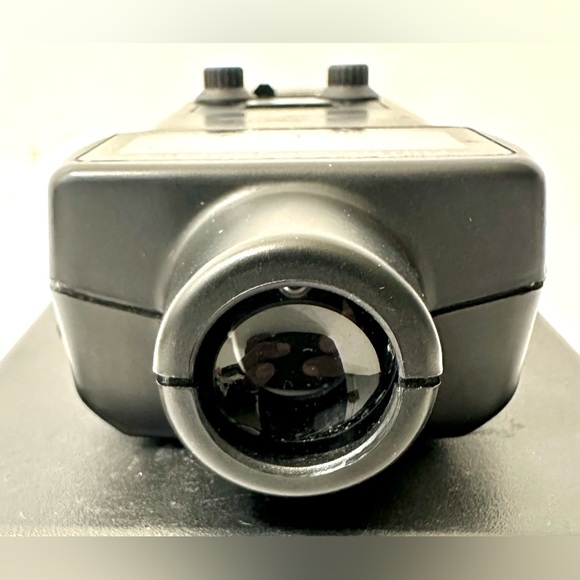 EXTECH 461825 Combination Photo-Tachometer and Stroboscope w/ Case Calibrated - Picture 7 of 14